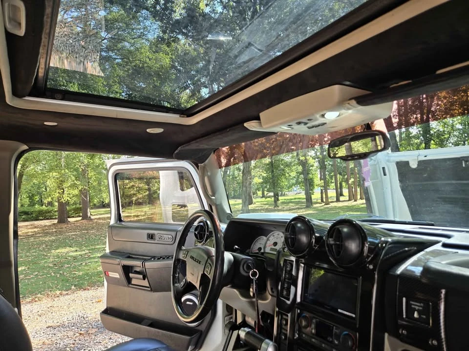 2003 Hummer Hummer H2 - Image 18 of 20