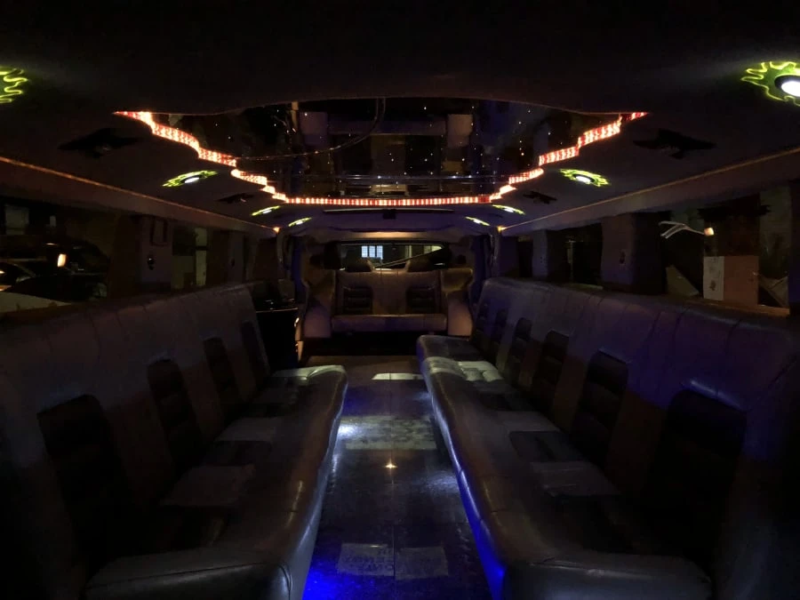 2003 Hummer Hummer H2 - Image 5 of 6