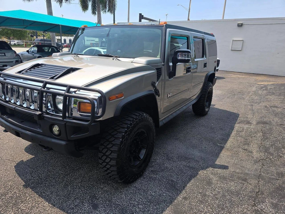 2003 Hummer Hummer H2 - Image 2 of 31