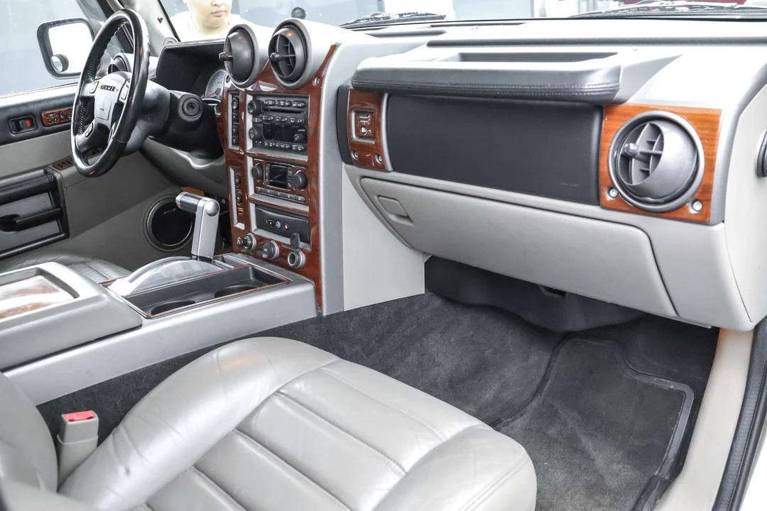 2003 Hummer Hummer H2 - Image 5 of 12