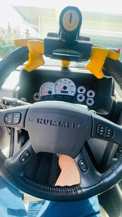 2003 Hummer Hummer H2 - Image 13 of 17