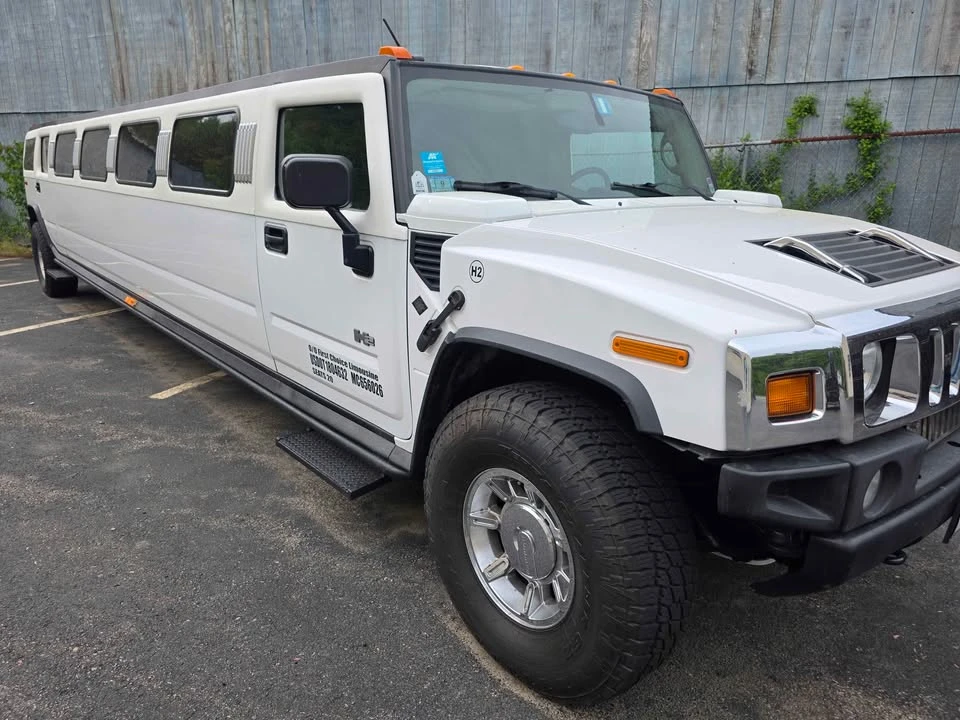2003 Hummer Hummer H2 - Image 2 of 15