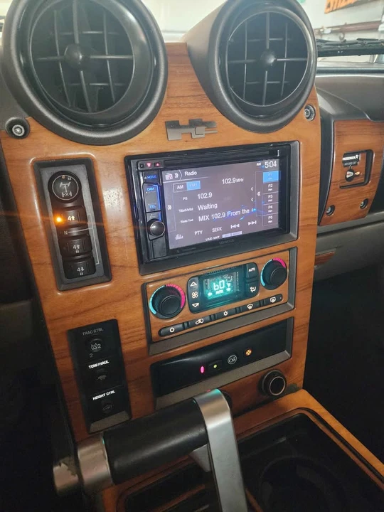 2003 Hummer Hummer H2 - Image 10 of 13