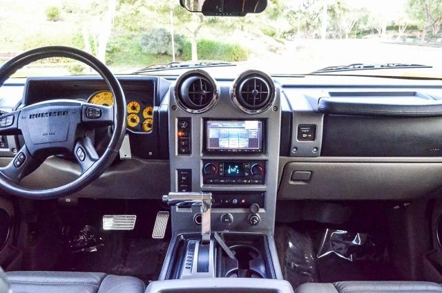 2003 Hummer Hummer H2 - Image 16 of 31