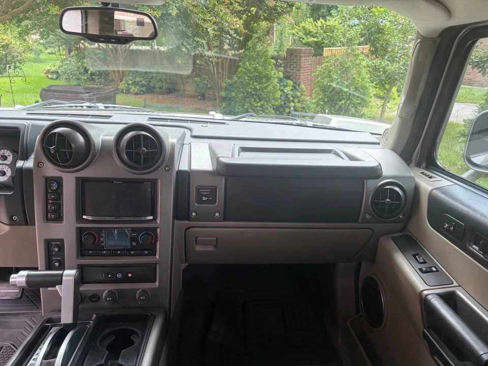 2003 Hummer Hummer H2 - Image 11 of 16