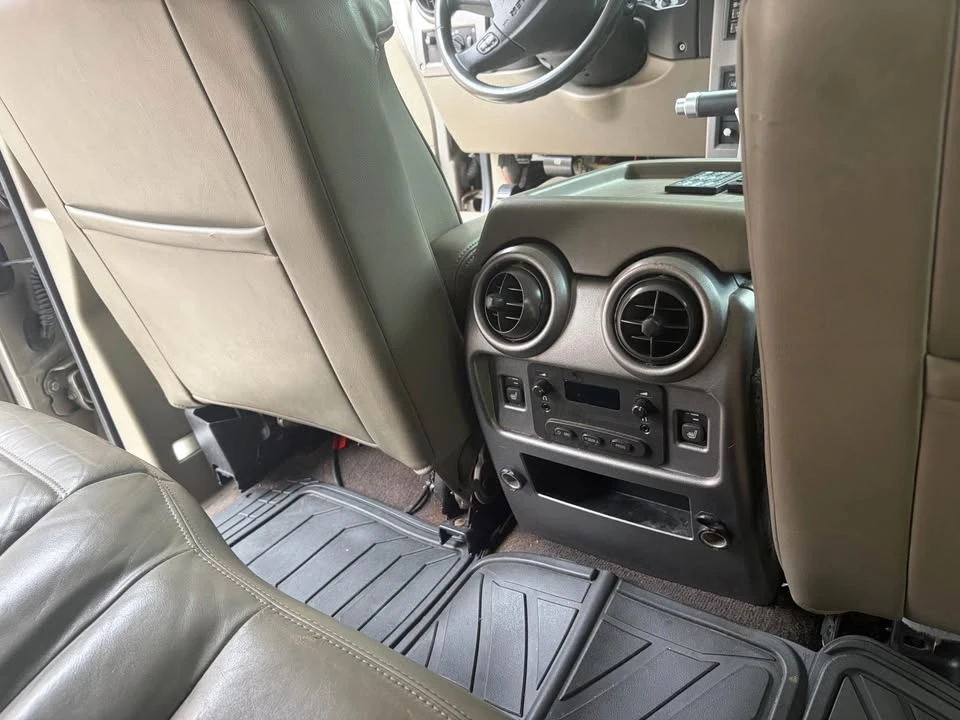 2003 Hummer Hummer H2 - Image 10 of 16