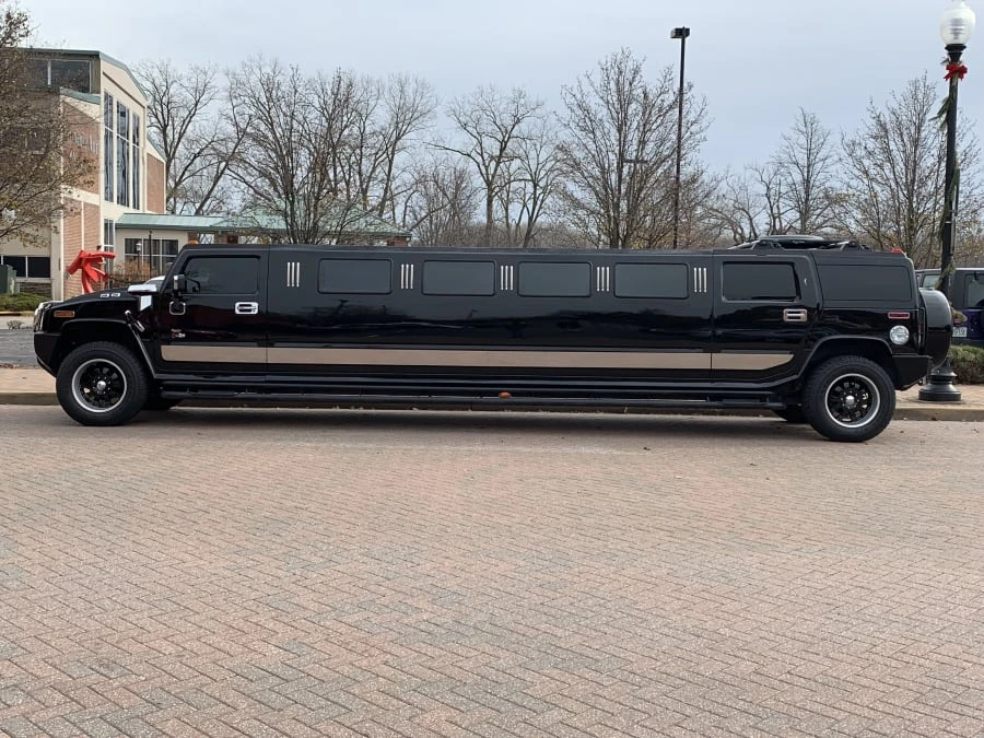 2003 Hummer Hummer H2 - Image 2 of 11