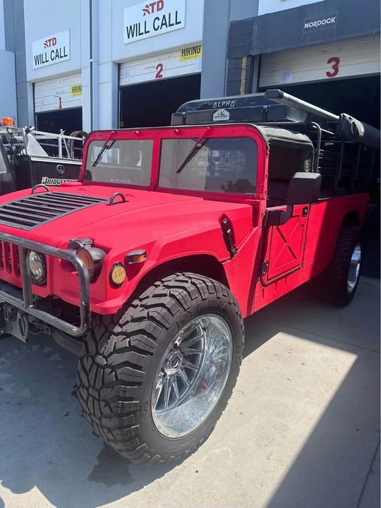 2003 Hummer HMMWV - Image 3 of 4