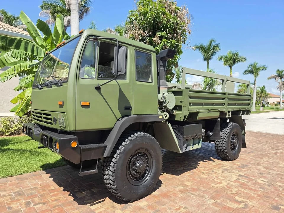 2003 Hummer HMMWV - Image 2 of 6