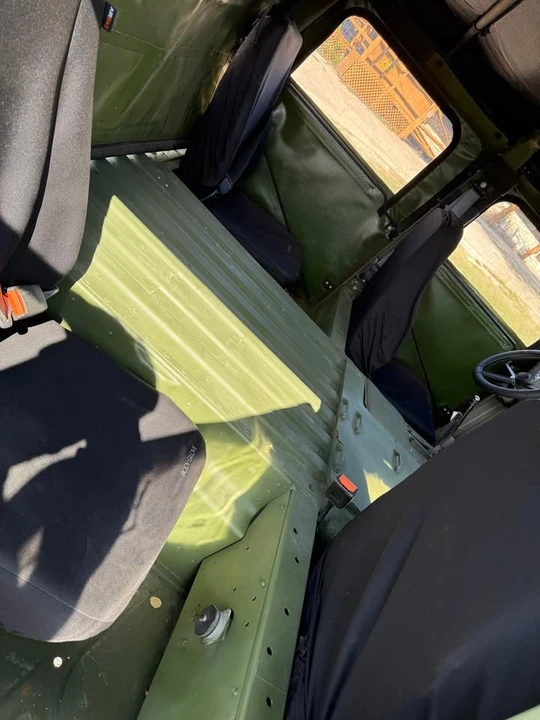 2003 Hummer HMMWV - Image 10 of 15