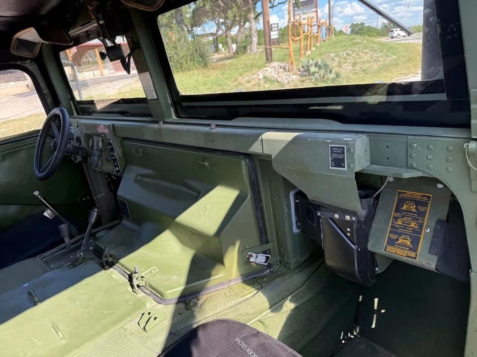 2003 Hummer HMMWV - Image 11 of 15