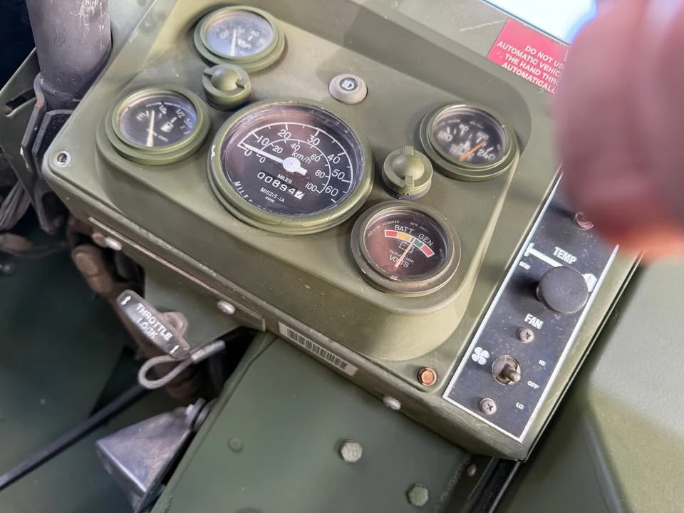 2003 Hummer HMMWV - Image 8 of 15