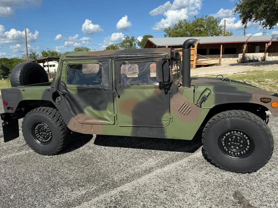 2003 Hummer HMMWV - Image 3 of 15