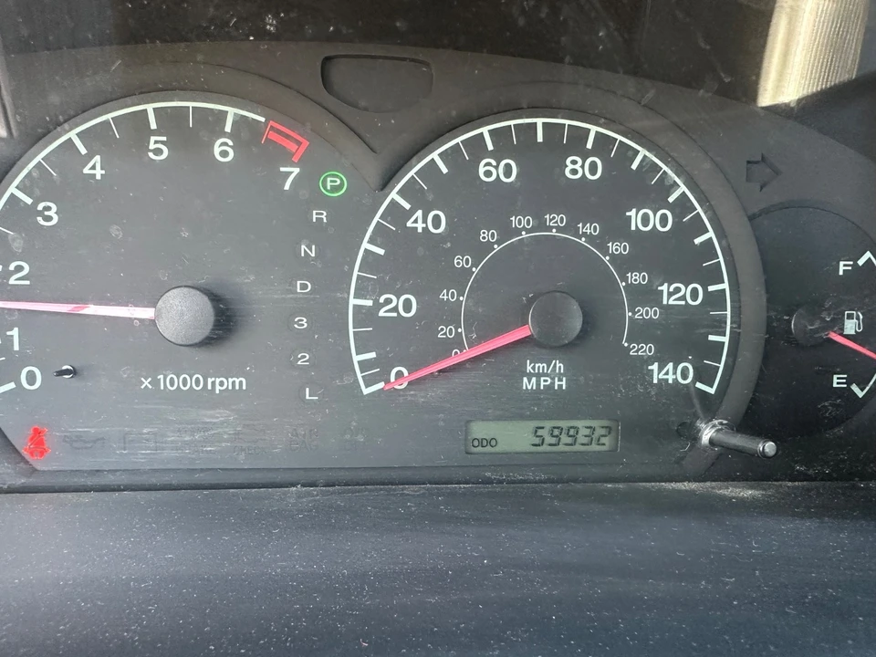 2003 Hyundai Elantra - Image 3 of 8