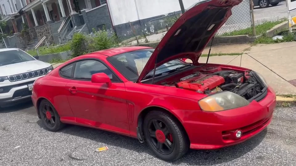 2003 Hyundai Tiburon - Image 18 of 18