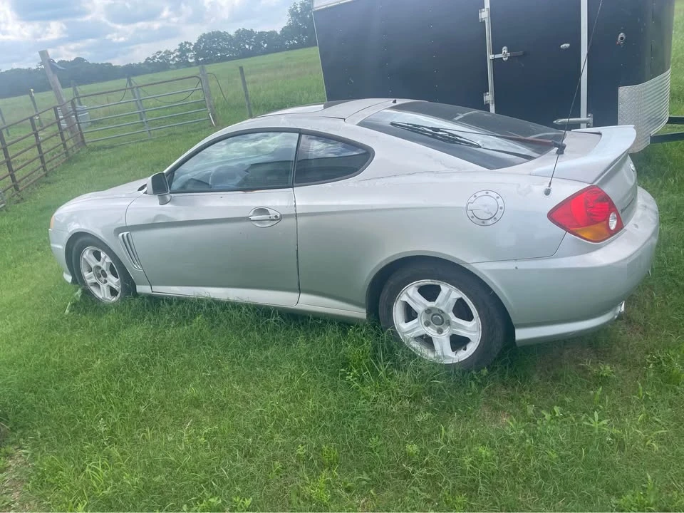 2003 Hyundai Tiburon - Image 7 of 7