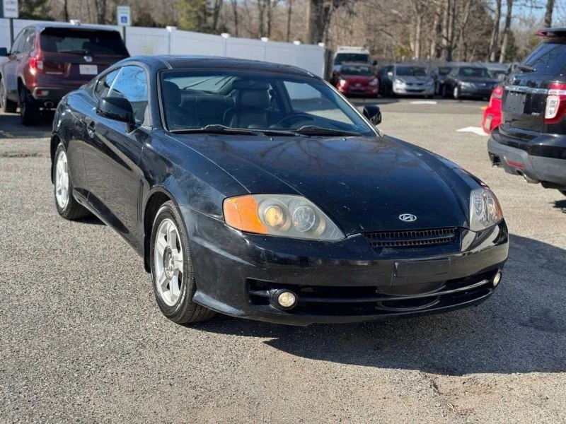 2003 Hyundai Tiburon - Image 4 of 12