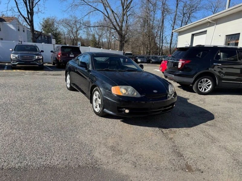 2003 Hyundai Tiburon - Image 5 of 12