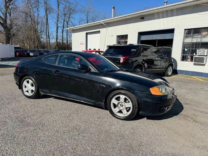 2003 Hyundai Tiburon - Image 7 of 12