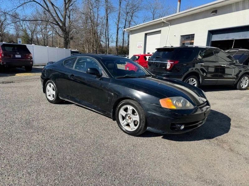2003 Hyundai Tiburon - Image 6 of 12