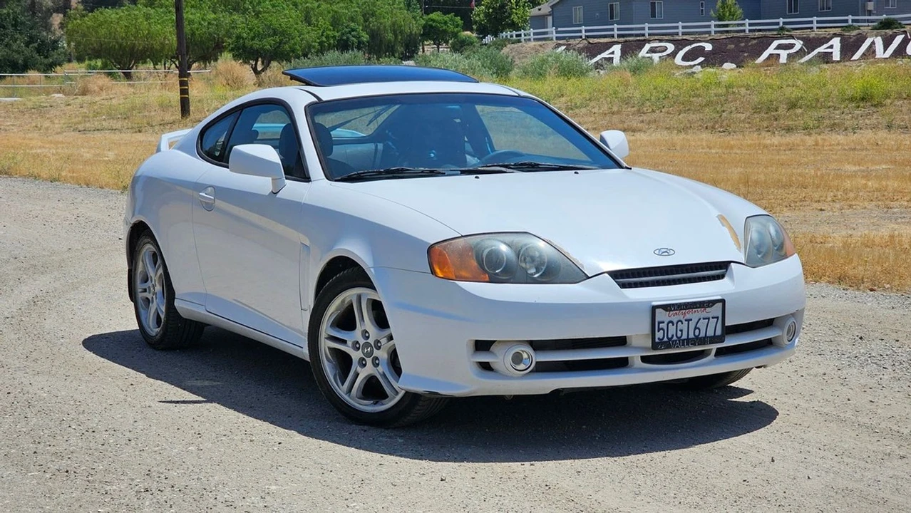 2003 Hyundai Tiburon - Image 4 of 26