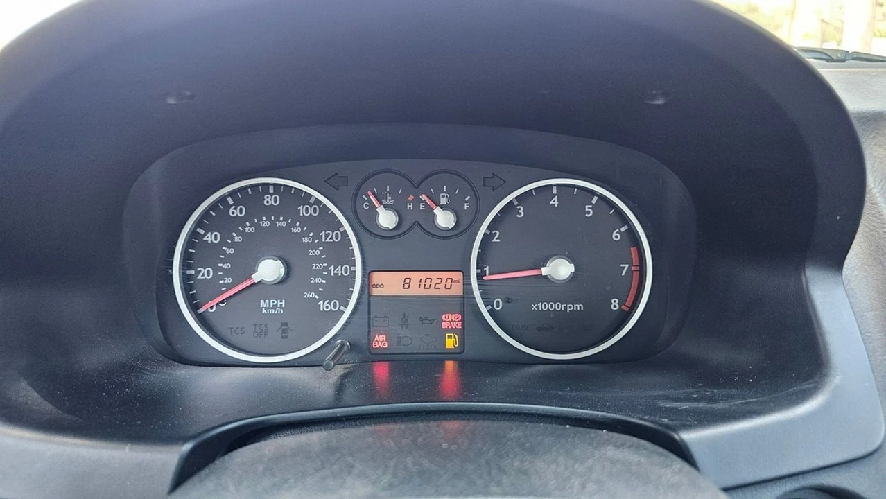 2003 Hyundai Tiburon - Image 12 of 26