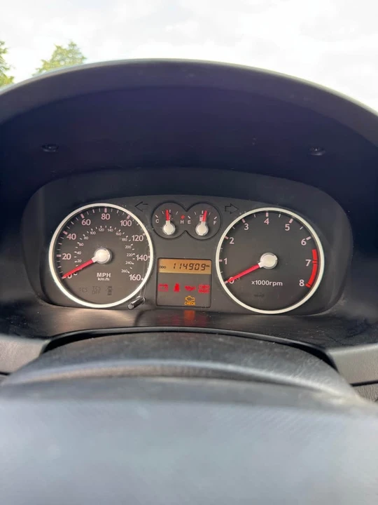 2003 Hyundai Tiburon - Image 2 of 15