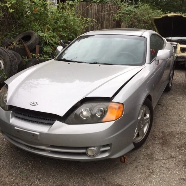 2003 Hyundai Tiburon - Image 5 of 5