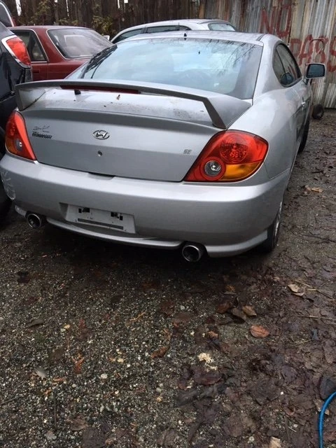 2003 Hyundai Tiburon - Image 3 of 5