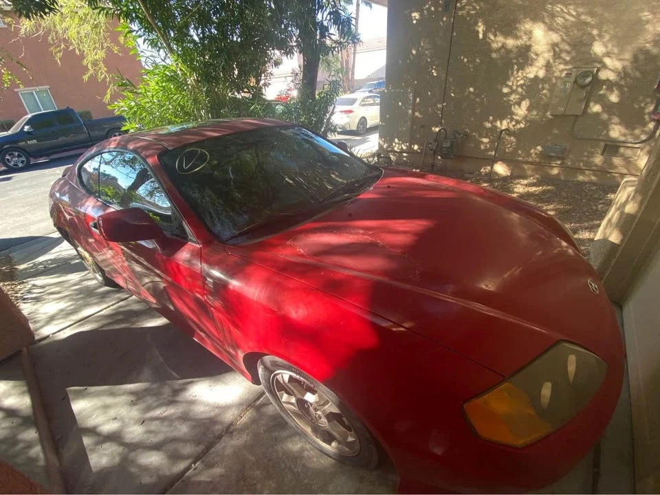 2003 Hyundai Tiburon - Image 7 of 8