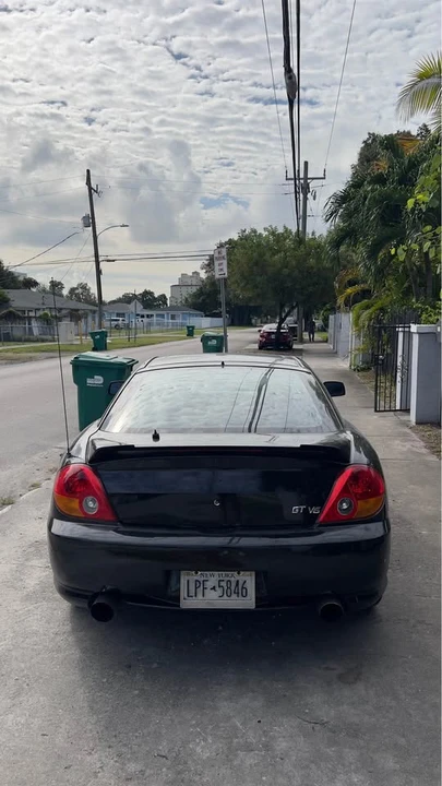 2003 Hyundai Tiburon - Image 4 of 7