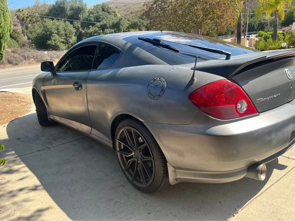 2003 Hyundai Tiburon - Image 5 of 7