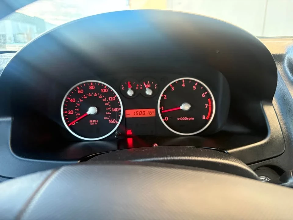 2003 Hyundai Tiburon - Image 7 of 8