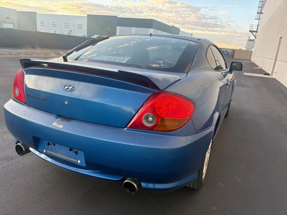 2003 Hyundai Tiburon - Image 3 of 8