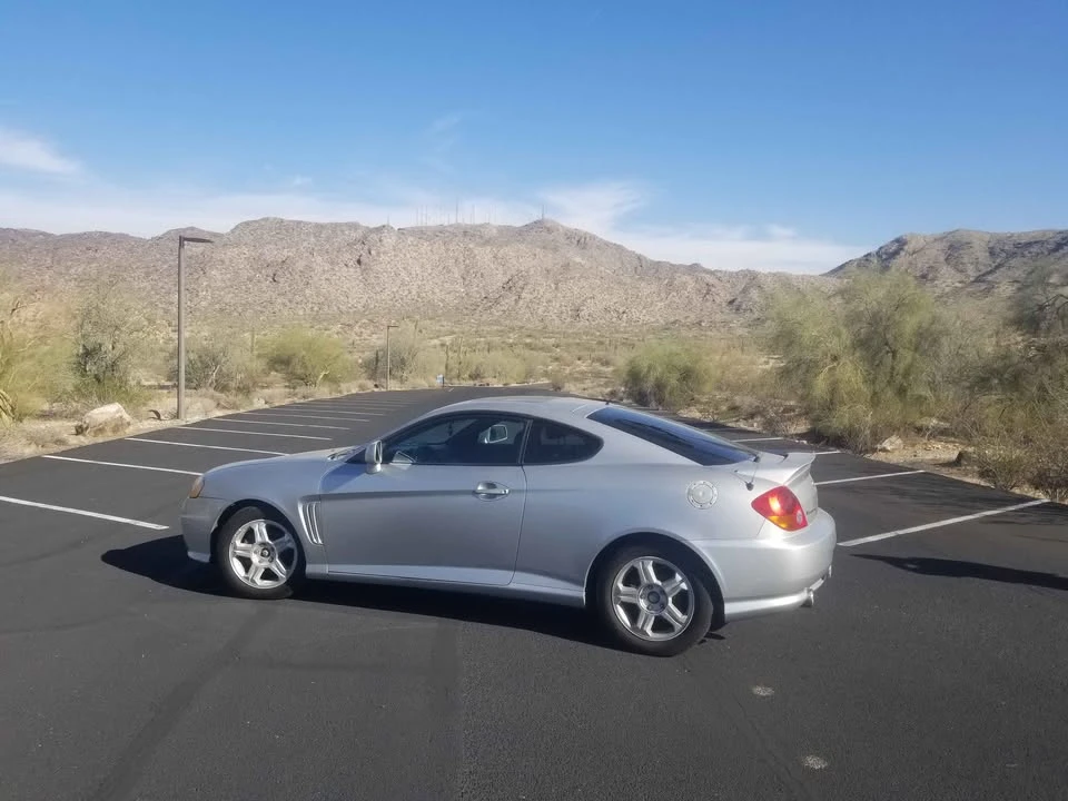 2003 Hyundai Tiburon - Image 4 of 4