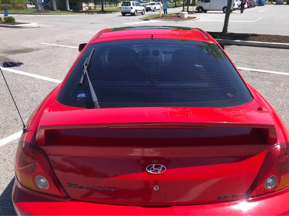 2003 Hyundai Tiburon - Image 5 of 19