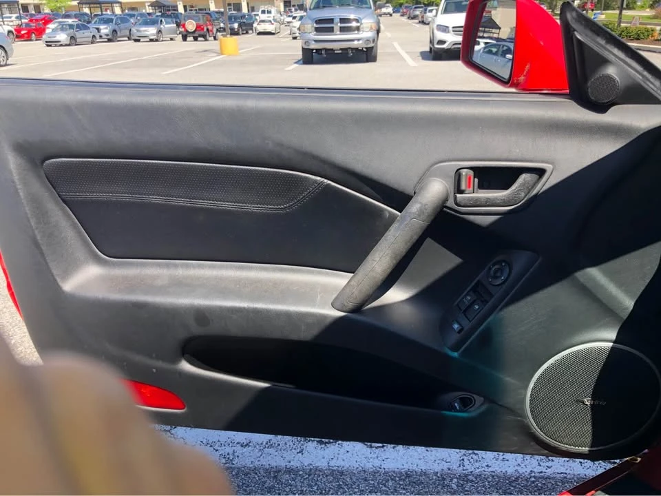 2003 Hyundai Tiburon - Image 14 of 19