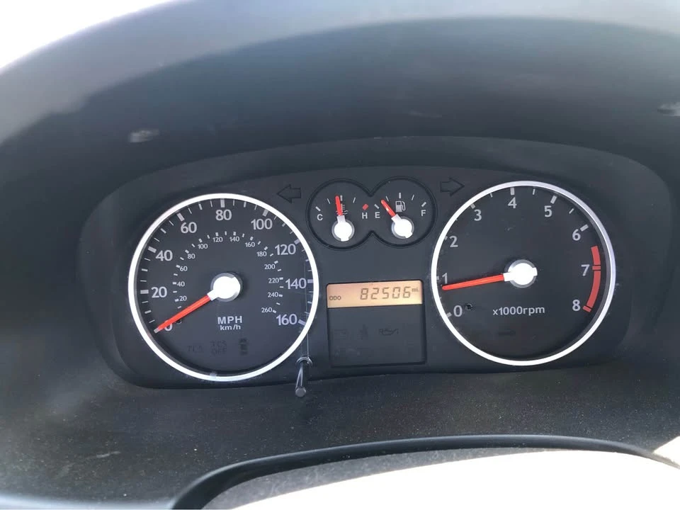 2003 Hyundai Tiburon - Image 6 of 19