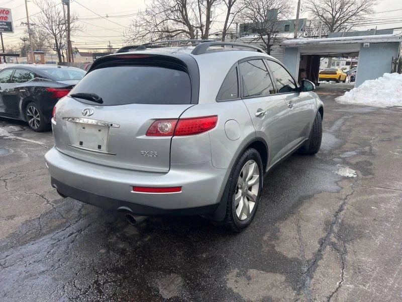 2003 Infiniti FX 1st Gen - Image 8 of 12