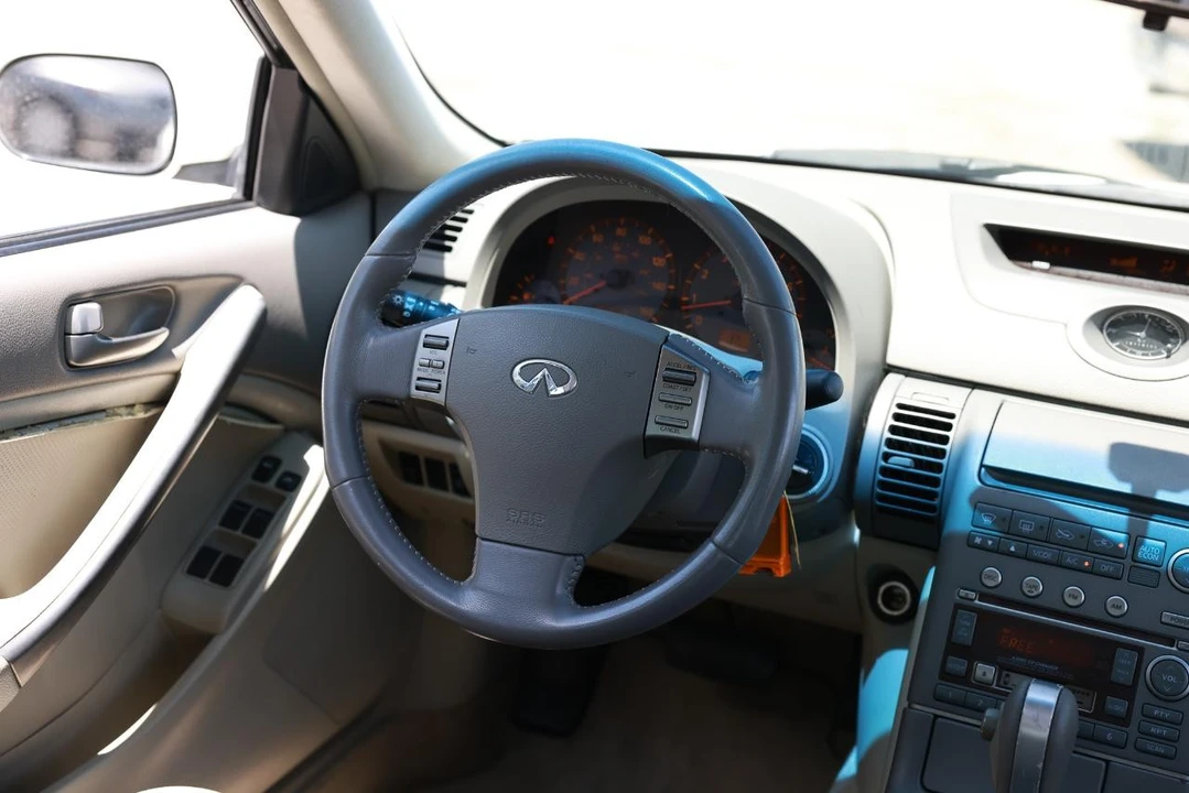 2003 Infiniti G35 3rd Gen - Image 27 of 31