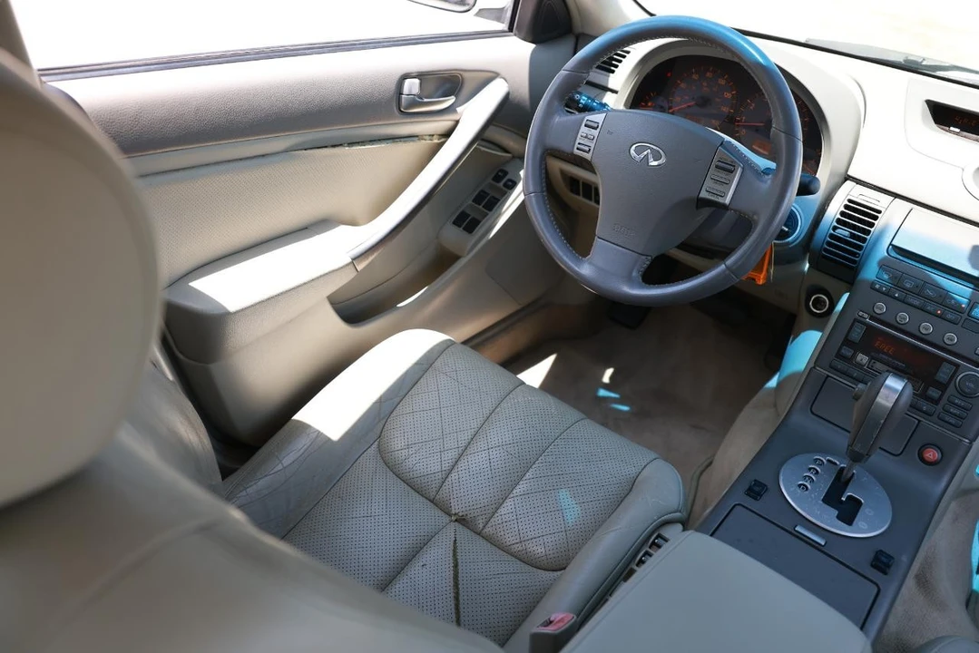 2003 Infiniti G35 3rd Gen - Image 20 of 31