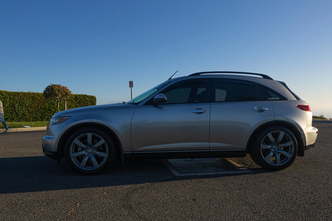 2003 Infiniti FX 1st Gen - Image 9 of 31