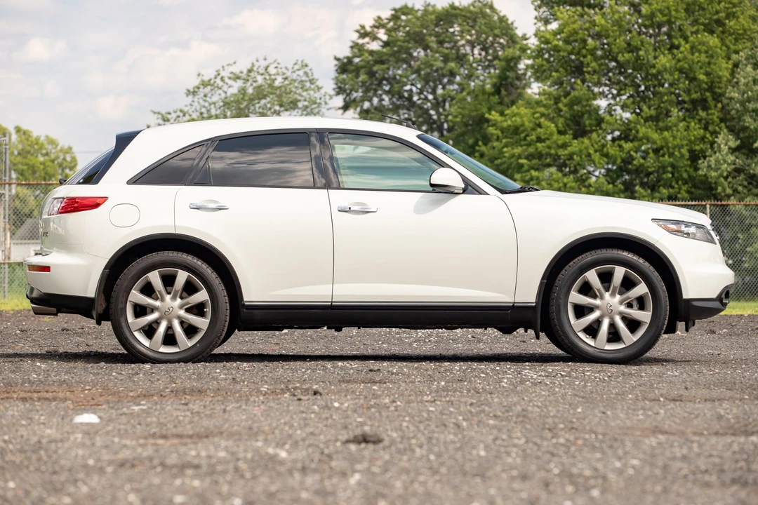 2003 Infiniti FX 1st Gen - Image 17 of 31