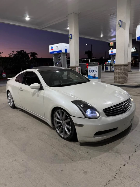 2003 Infiniti G35 3rd Gen - Image 2 of 7
