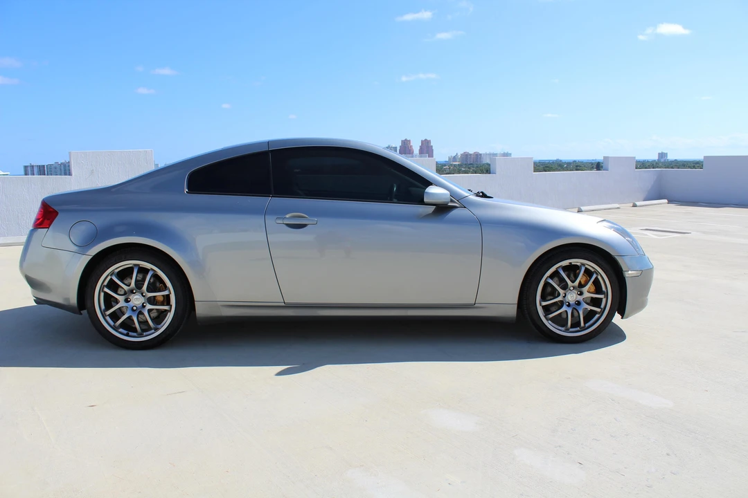 2003 Infiniti G35 3rd Gen - Image 10 of 21
