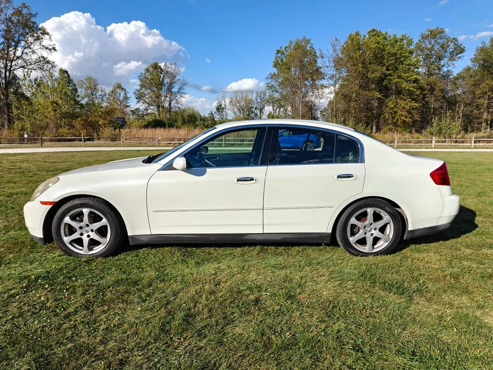 2003 Infiniti G35 3rd Gen - Image 2 of 20