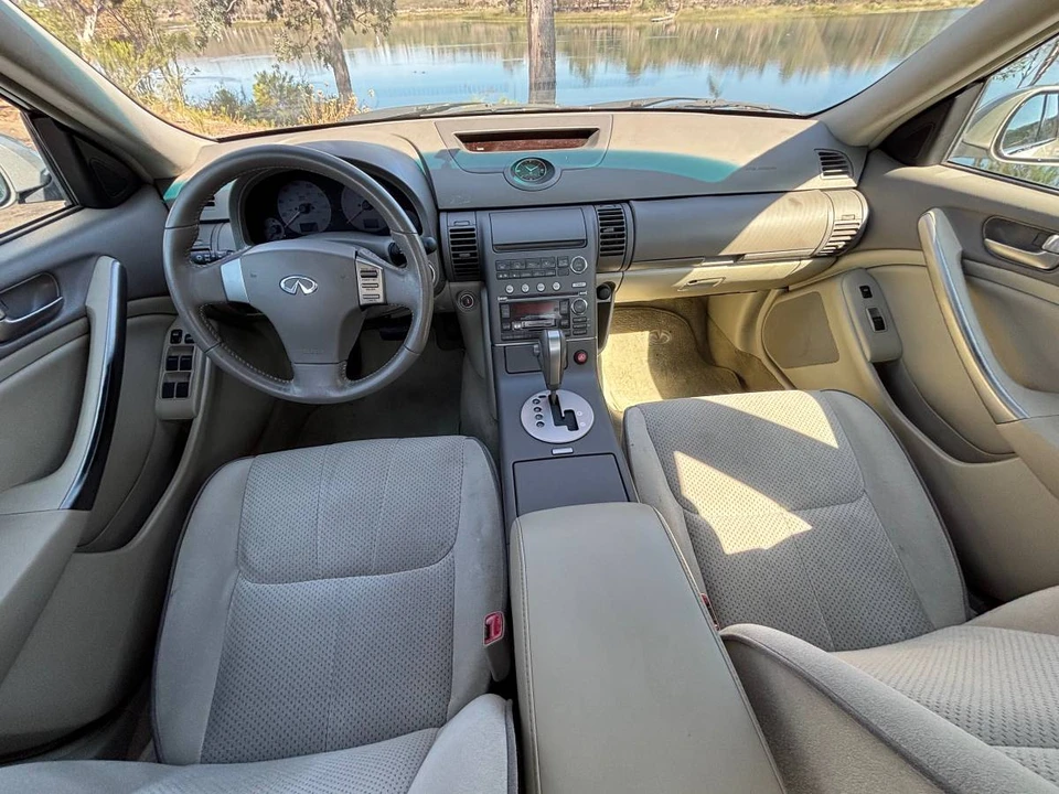 2003 Infiniti G35 3rd Gen - Image 11 of 12