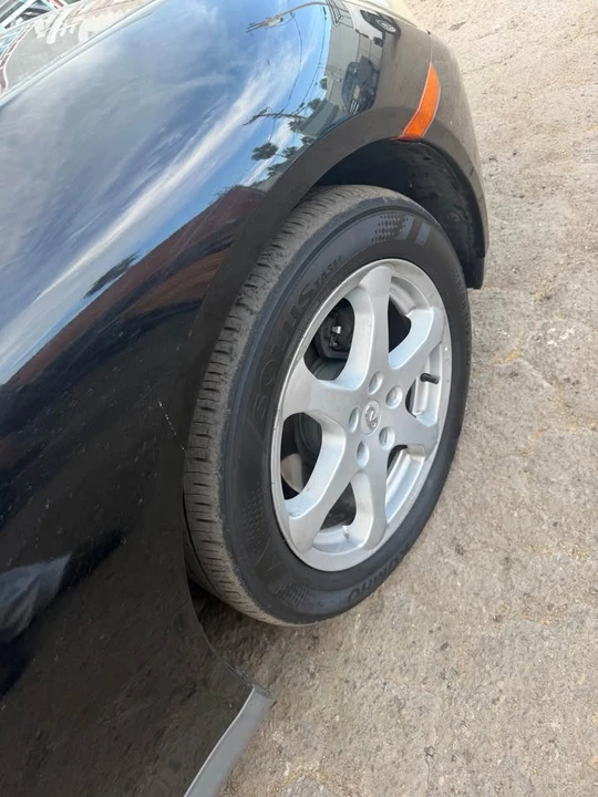 2003 Infiniti G35 3rd Gen - Image 9 of 18