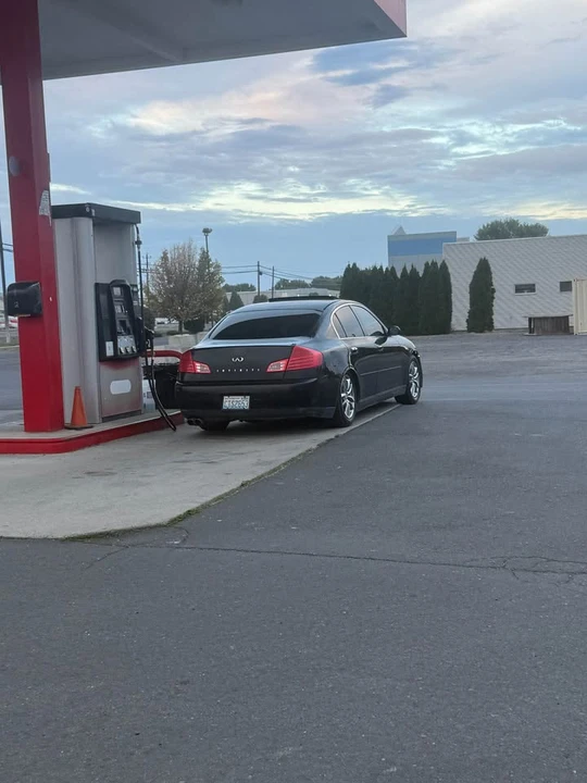 2003 Infiniti G35 3rd Gen - Image 2 of 9