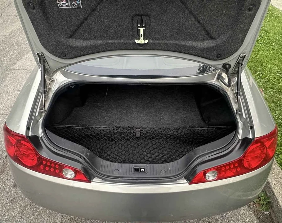 2003 Infiniti G35 3rd Gen - Image 11 of 12